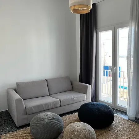 Lovely Two Bedroom Apartmán